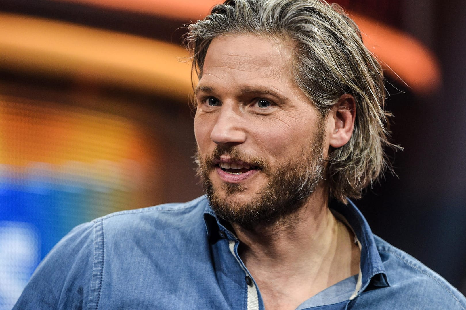 Sebastian Ströbel: Seit 2014 steht er für eine ZDF-Serie vor der Kamera. Sebastian Ströbel: Seit 2014 steht er für eine ZDF-Serie vor der Kamera.