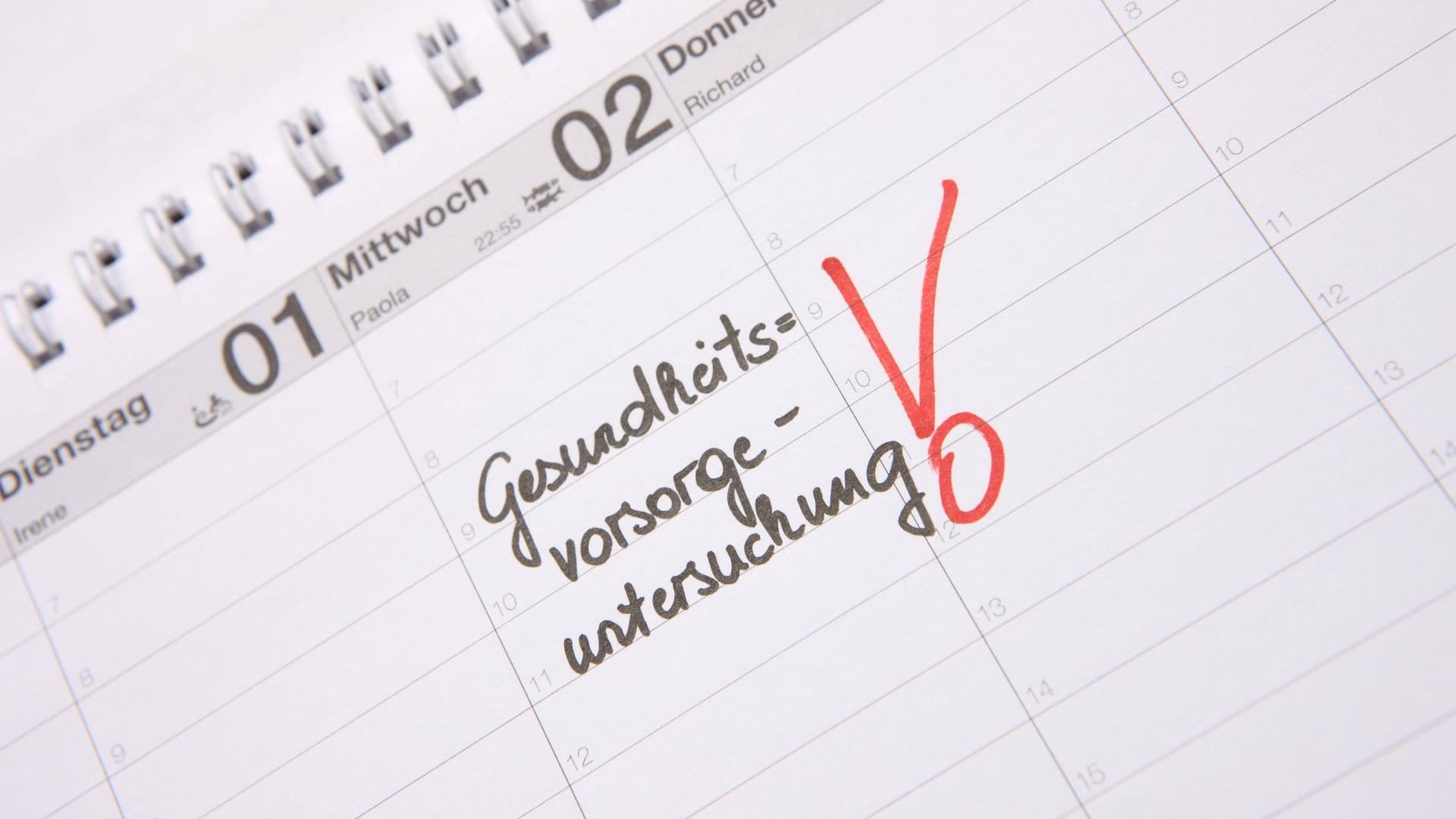 Gesundheits-Check-up: Gesetzlich Versicherte haben ab dem 35. Lebensjahr alle drei Jahre darauf Anspruch. Gesundheits-Check-up: Gesetzlich Versicherte haben ab dem 35. Lebensjahr alle drei Jahre darauf Anspruch.