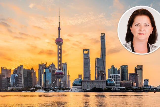 Skyline von Shanghai (Symbolbild): t-online-Kolumnistin Jessica Schwarzer erklärt die Bedeutung von chinesischen Aktien im Wertpapierdepot. Skyline von Shanghai (Symbolbild): t-online-Kolumnistin Jessica Schwarzer erklärt die Bedeutung von chinesischen Aktien im Wertpapierdepot.
