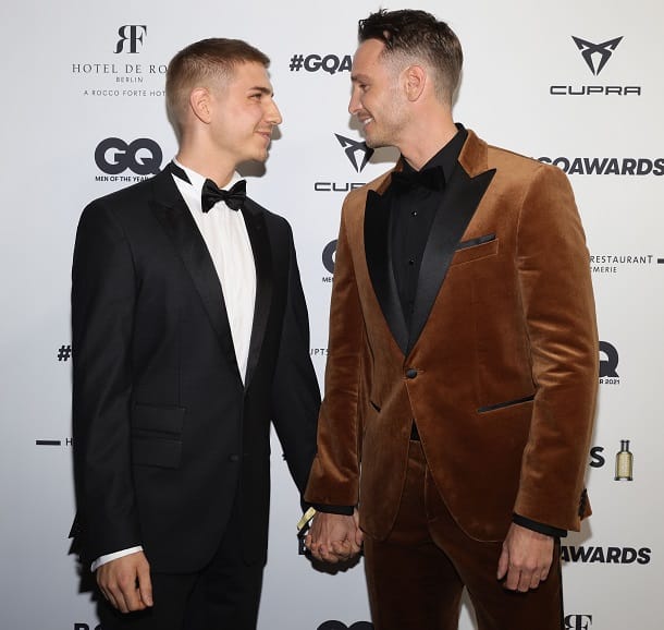 Vladimir Burlakov (r.) mit seinem Freund Martin bei den "GQ Men of the Year"-Awards.