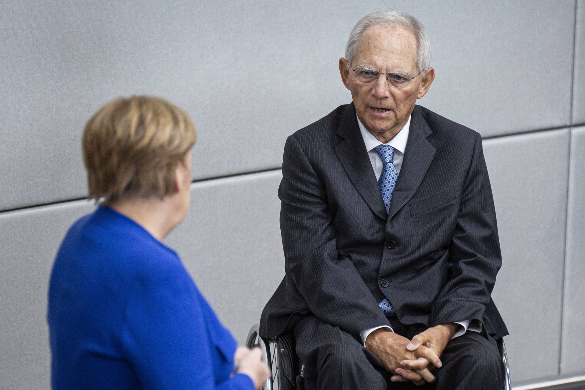 Angela Merkel und Wolfgang Schäuble: Der ehemalige Bundestagspräsident findet deutliche Worte für die Altkanzlerin. Angela Merkel und Wolfgang Schäuble: Der ehemalige Bundestagspräsident findet deutliche Worte für die Altkanzlerin.