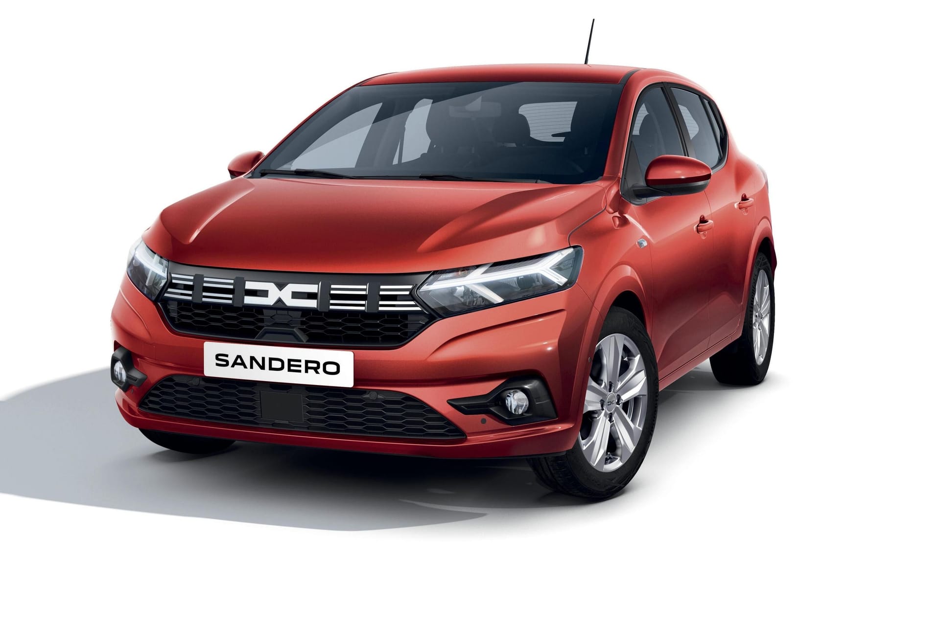 Dacia Sandero: Der Kompakte und seine Markenbrüder sind Auswertungen zufolge recht schnell wieder vom Gebrauchtwagenmarkt verschwunden. Dacia Sandero: Der Kompakte und seine Markenbrüder sind Auswertungen zufolge recht schnell wieder vom Gebrauchtwagenmarkt verschwunden.