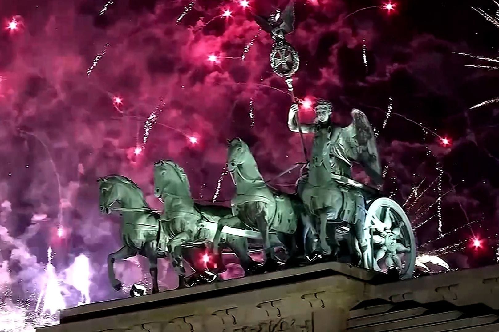 Vorbereitungen für Silvesterfeier am Brandenburger Tor Vorbereitungen für Silvesterfeier am Brandenburger Tor