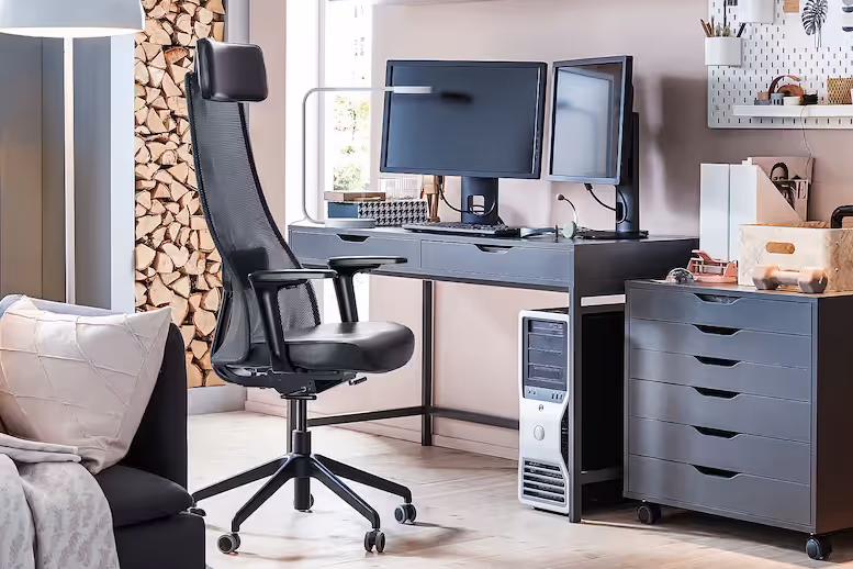 Bürostühle im Test: Die Stiftung Warentest prüft Schreibtischstühle für Büro und Homeoffice. Bürostühle im Test: Die Stiftung Warentest prüft Schreibtischstühle für Büro und Homeoffice.