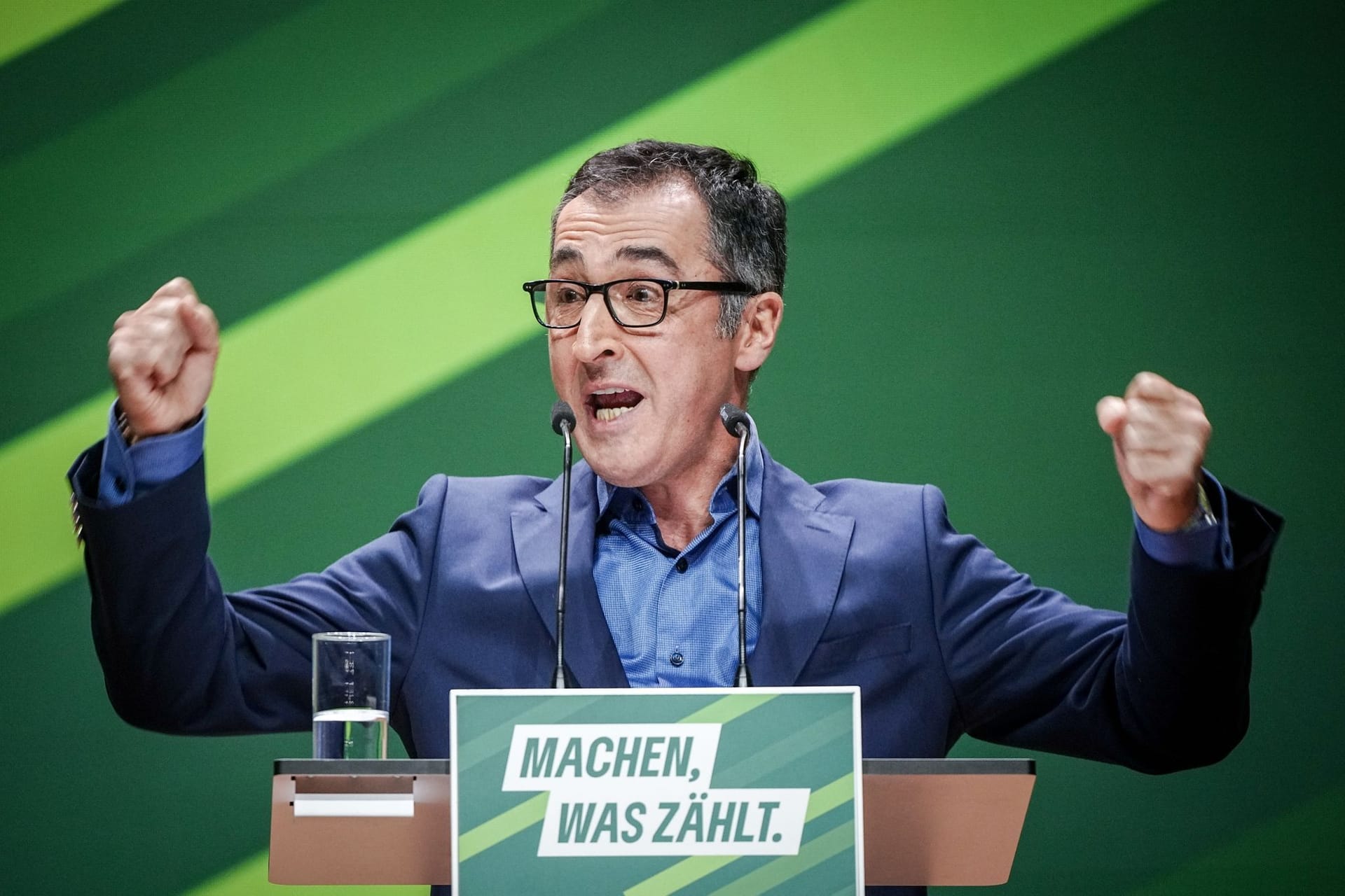 Cem Özdemir Cem Özdemir