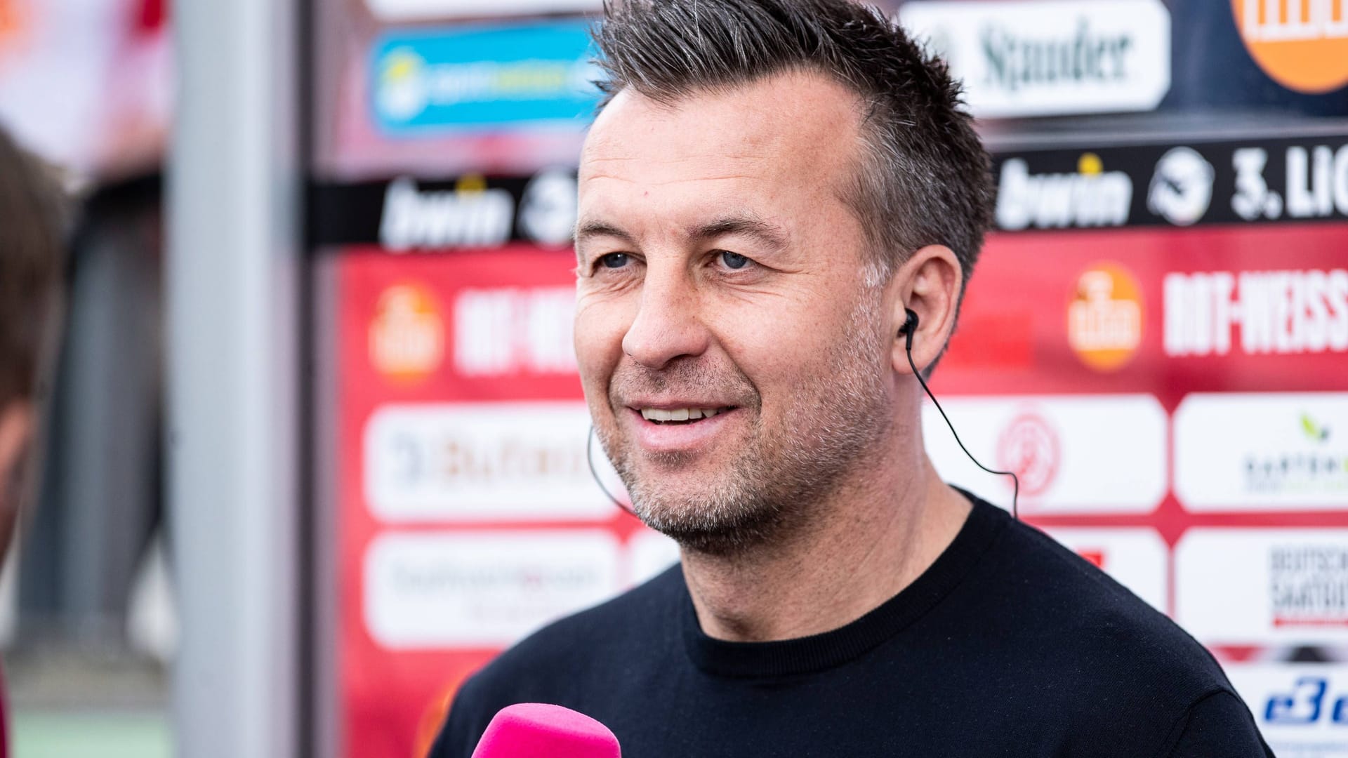 RWE-Coach Christoph Dabrowski im Interview: Dabrowski kehrt erstmals als Trainer nach Bielefeld zurück. RWE-Coach Christoph Dabrowski im Interview: Dabrowski kehrt erstmals als Trainer nach Bielefeld zurück.