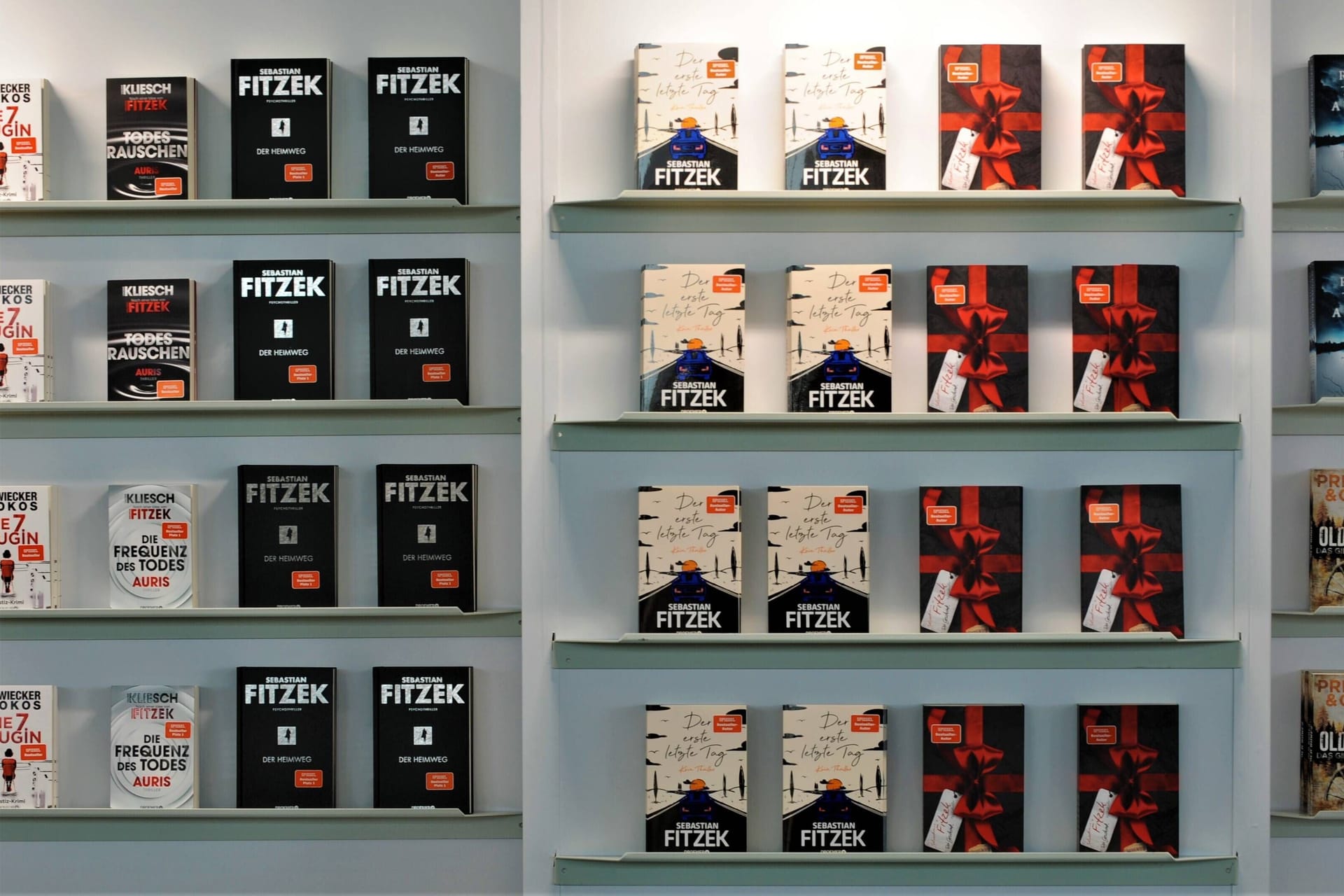 Literatur-Quiz: Wie gut kennen Sie Sebastian Fitzek? Beweisen Sie Ihr Allgemeinwissen. Literatur-Quiz: Wie gut kennen Sie Sebastian Fitzek? Beweisen Sie Ihr Allgemeinwissen.
