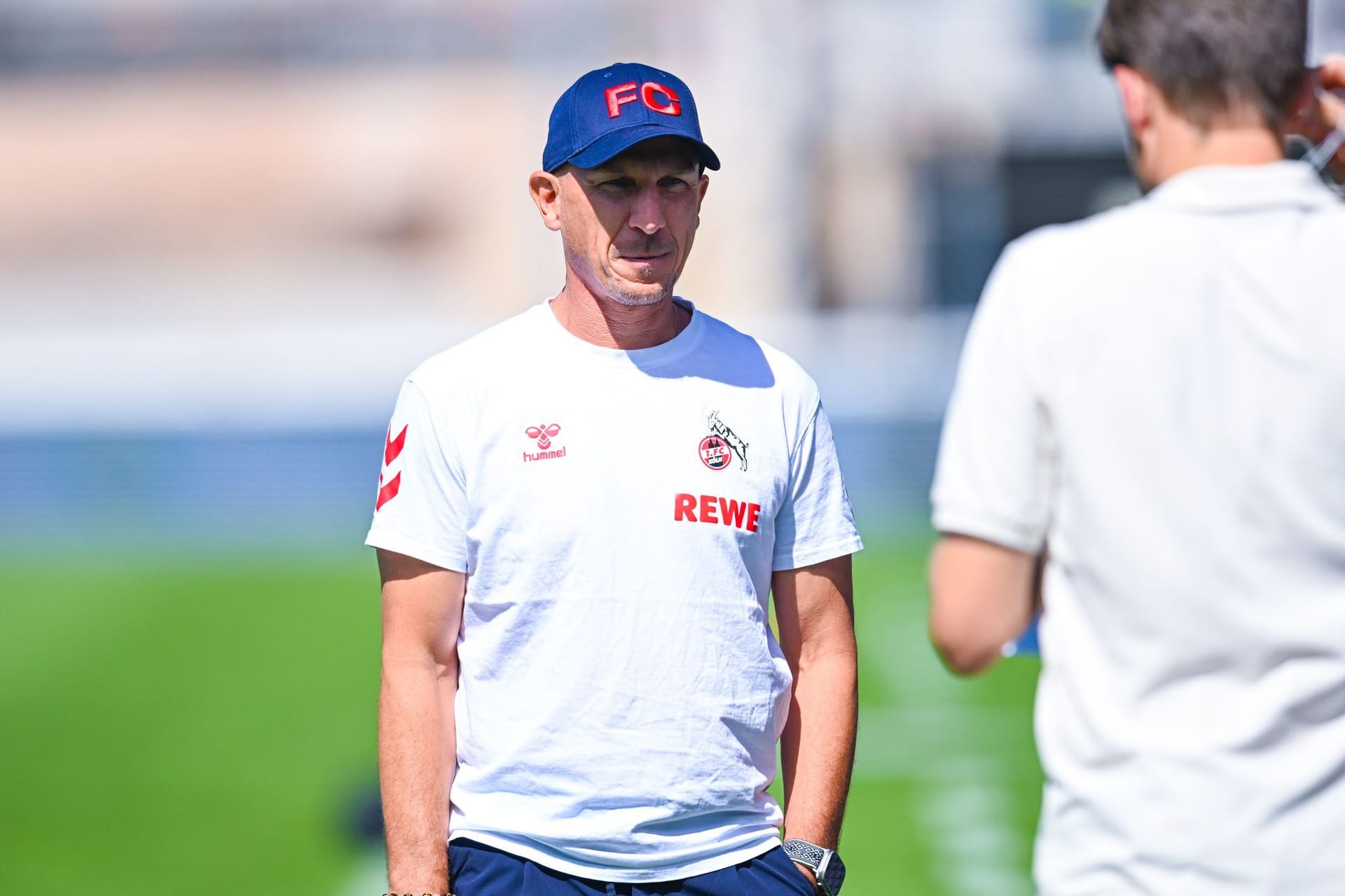 Die Ursapharm-Arena an der Kaiserlinde in Spiesen-Elversberg: Kölns Trainer Gerhard Struber am Spielfedrand. Die Ursapharm-Arena an der Kaiserlinde in Spiesen-Elversberg: Kölns Trainer Gerhard Struber am Spielfedrand.