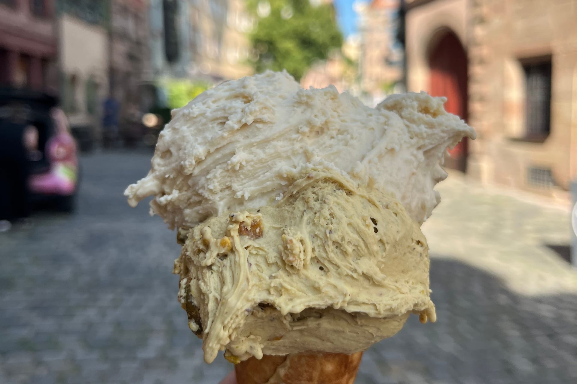 Eis in der Weißgebergasse: In fast allen Stadtteilen gibt es leckeres Eis.